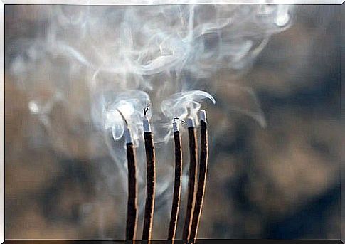 Scented incense sticks