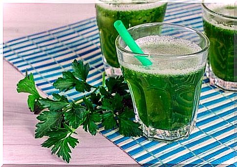 Parsley included in shakes that stimulate the elimination of toxins