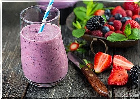 Strawberry smoothie that cleans the arteries