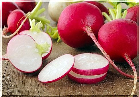 Radish smoothie that cleans the arteries