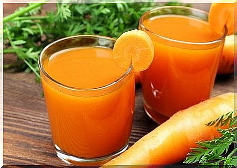 Benefits of carrot juice due to its fiber content