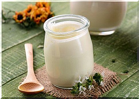 Yogurt on the list of natural remedies for Crohn's disease