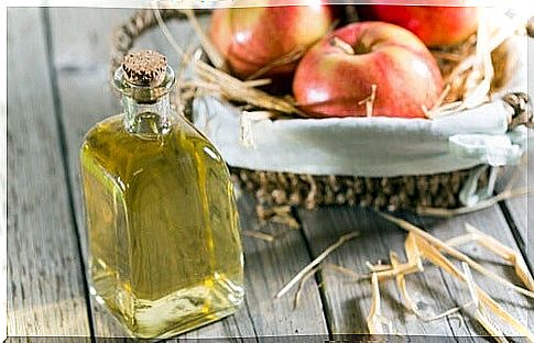 Benefits of apple cider vinegar: 8 uses