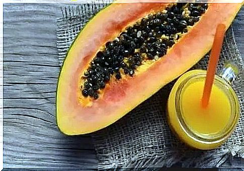 Delicious papaya smoothies