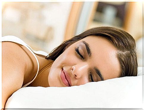 Listen to relaxing sounds while sleeping to improve your memory