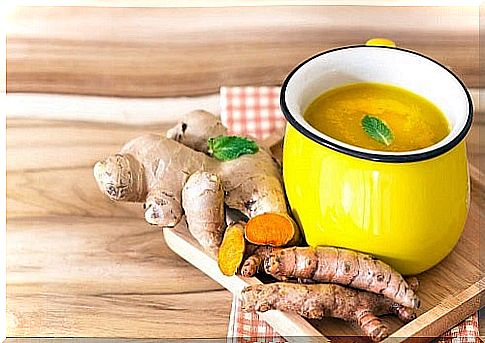 Drinking recipe to stimulate metabolism with ginger and turmeric