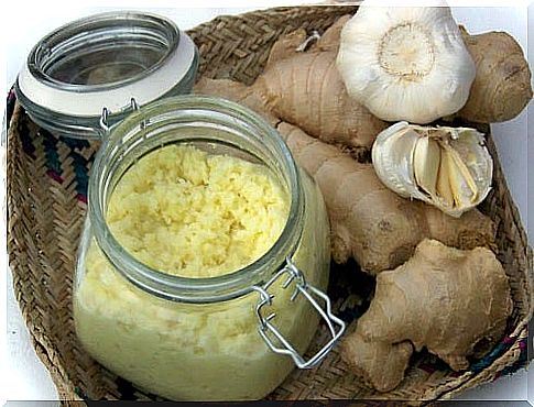 Remedy with ginger and garlic for hypertension and high cholesterol