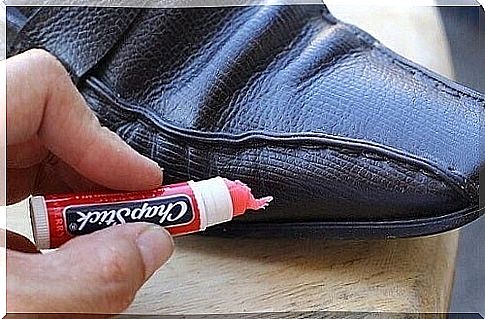 Lip balm helps to care for leather shoes