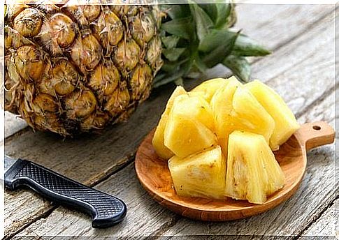 Pineapple reduces ringing in the ears